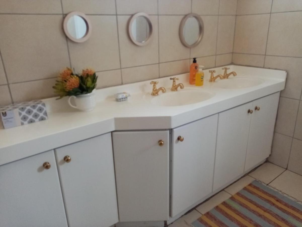 Lighthouse Farm Backpackers Lodge Kapsztad Zewnętrze zdjęcie